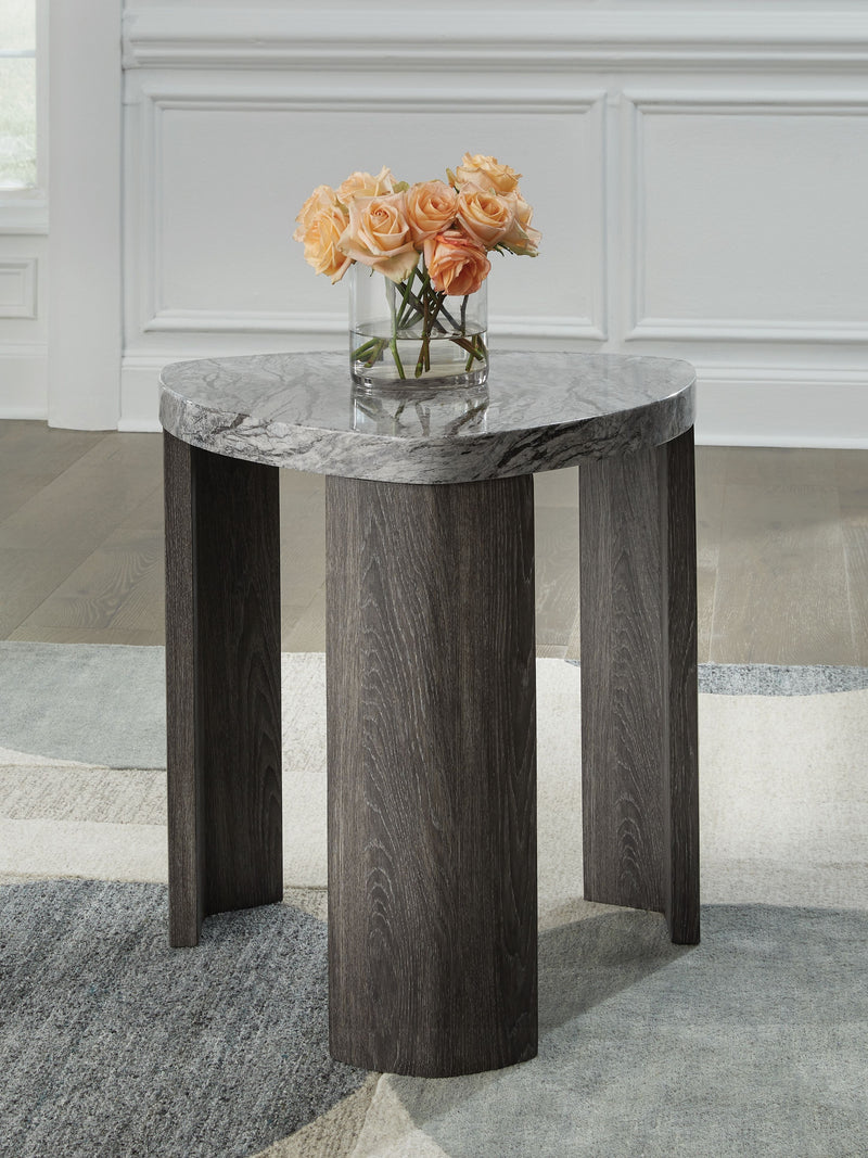 Surmour - Gray / Brown - Triangle End Table - JaxCo Furniture