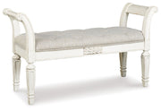 Realyn - Antique White - Accent Bench - JaxCo Furniture