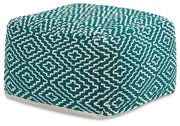 Brynnsen - Pouf - JaxCo Furniture
