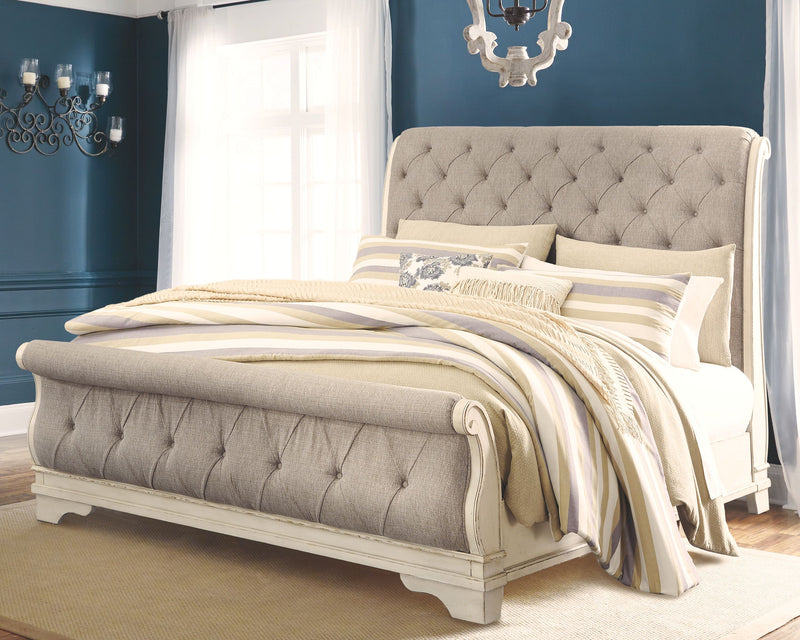 Realyn - Upholstered Sleigh Bed - JaxCo Furniture