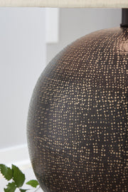 Hambell - Black / Gold Finish - Metal Table Lamp - JaxCo Furniture