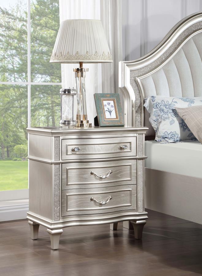Evangeline - 3-Drawer Nightstand - Silver Oak - JaxCo Furniture