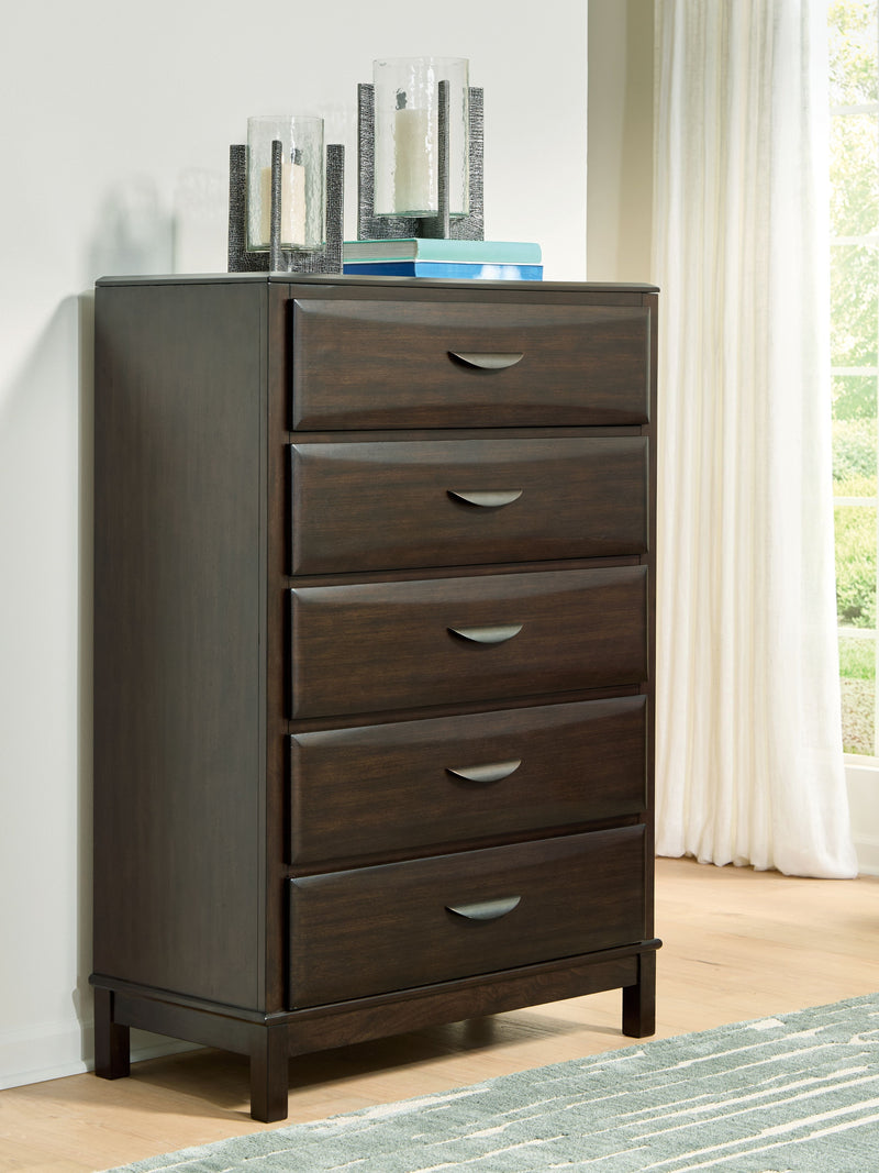 Vanmore - Dark Brown - Five Drawer Chest - JaxCo Furniture