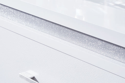 Jarlee - White - Dresser And Mirror - JaxCo Furniture