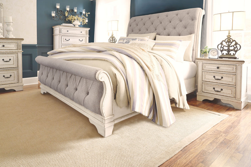 Realyn - Upholstered Sleigh Bed - JaxCo Furniture