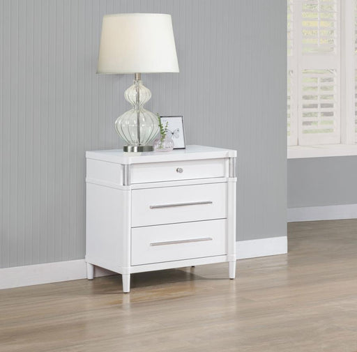 Gracemont - 3-Drawer Bedroom Nightstand Bedside Table - White - JaxCo Furniture