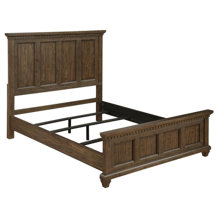 Bennington - Wood Eastern King Panel Bed - Acacia Brown