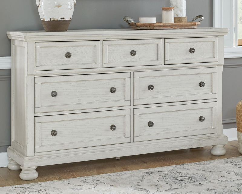 Robbinsdale - Dresser - JaxCo Furniture