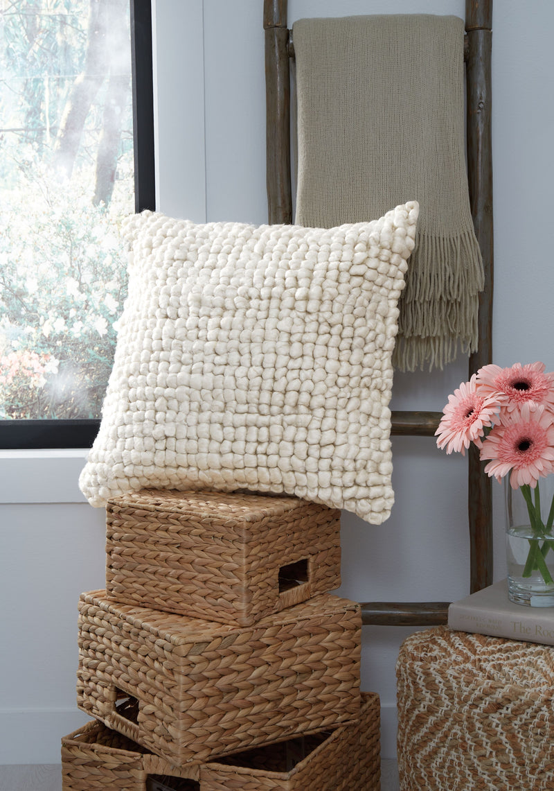 Aavie - Pillow - JaxCo Furniture