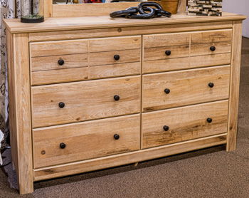 Makidern - Six Drawer Dresser - JaxCo Furniture