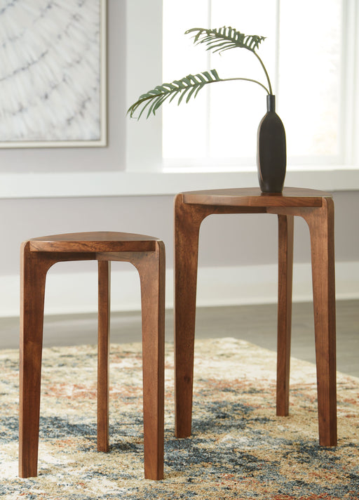 Brynnleigh - Medium Brown - Accent Table Set (Set of 2) - JaxCo Furniture