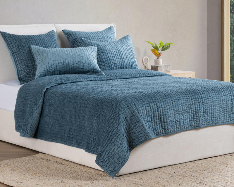 Bari - Velvet Quilt - JaxCo Furniture