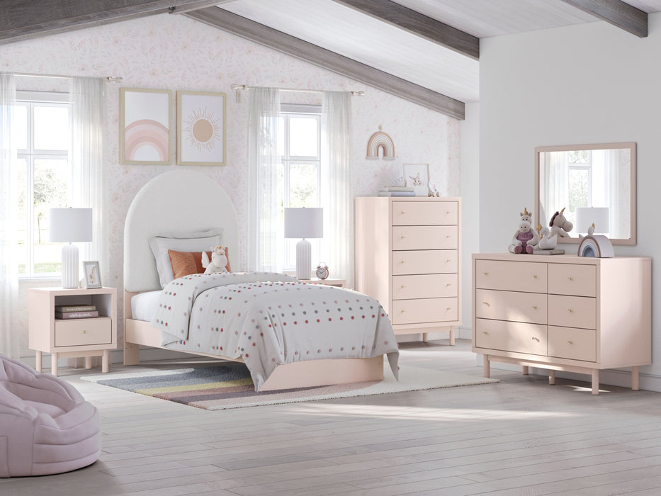 Wistenpine - Upholstered Panel Bedroom Set