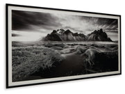 Delstone - Black / White - Wall Art - JaxCo Furniture