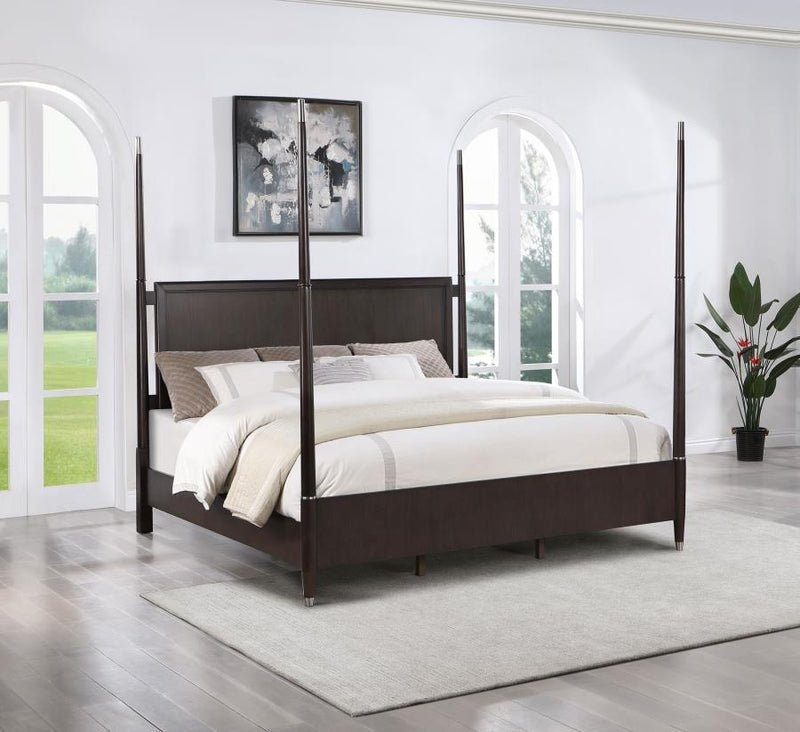 Emberlyn - Wood Poster Bed - JaxCo Furniture