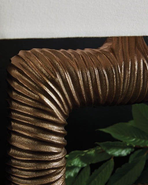 Garronby - Antique Brass Finish - Metal Table Lamp - JaxCo Furniture