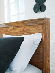 Dressonni - Panel Bed - JaxCo Furniture