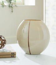 Sheabourne - Vase - JaxCo Furniture