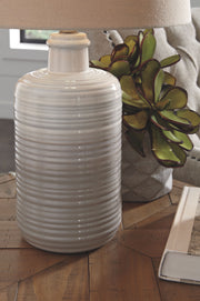 Marnina - Table Lamp - JaxCo Furniture