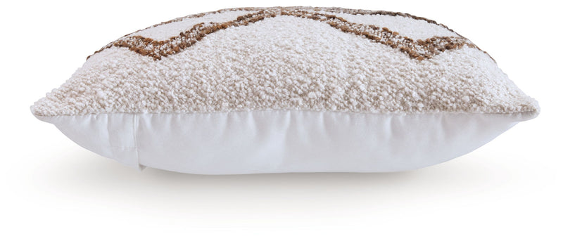 Brettwood - Pillow - JaxCo Furniture