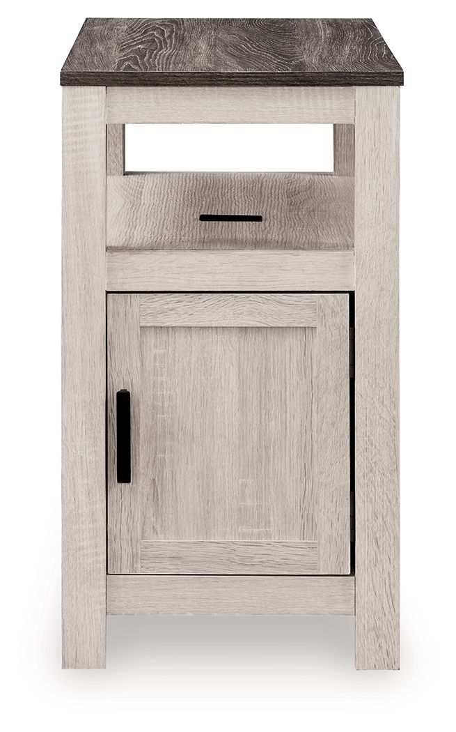 Fendenmore - Chair Side End Table - JaxCo Furniture