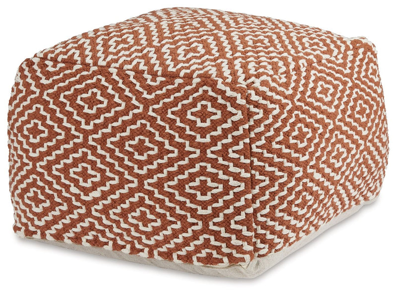 Brynnsen - Pouf - JaxCo Furniture