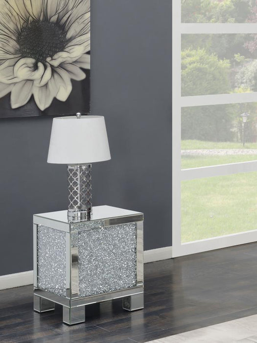 Gillian - Rectangular Mirrored Acrylic Side End Table - Silver - JaxCo Furniture