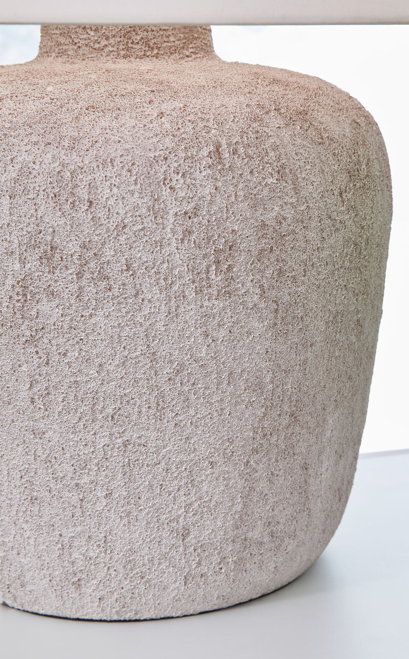 Danry - Distressed Cream - Metal Table Lamp - JaxCo Furniture