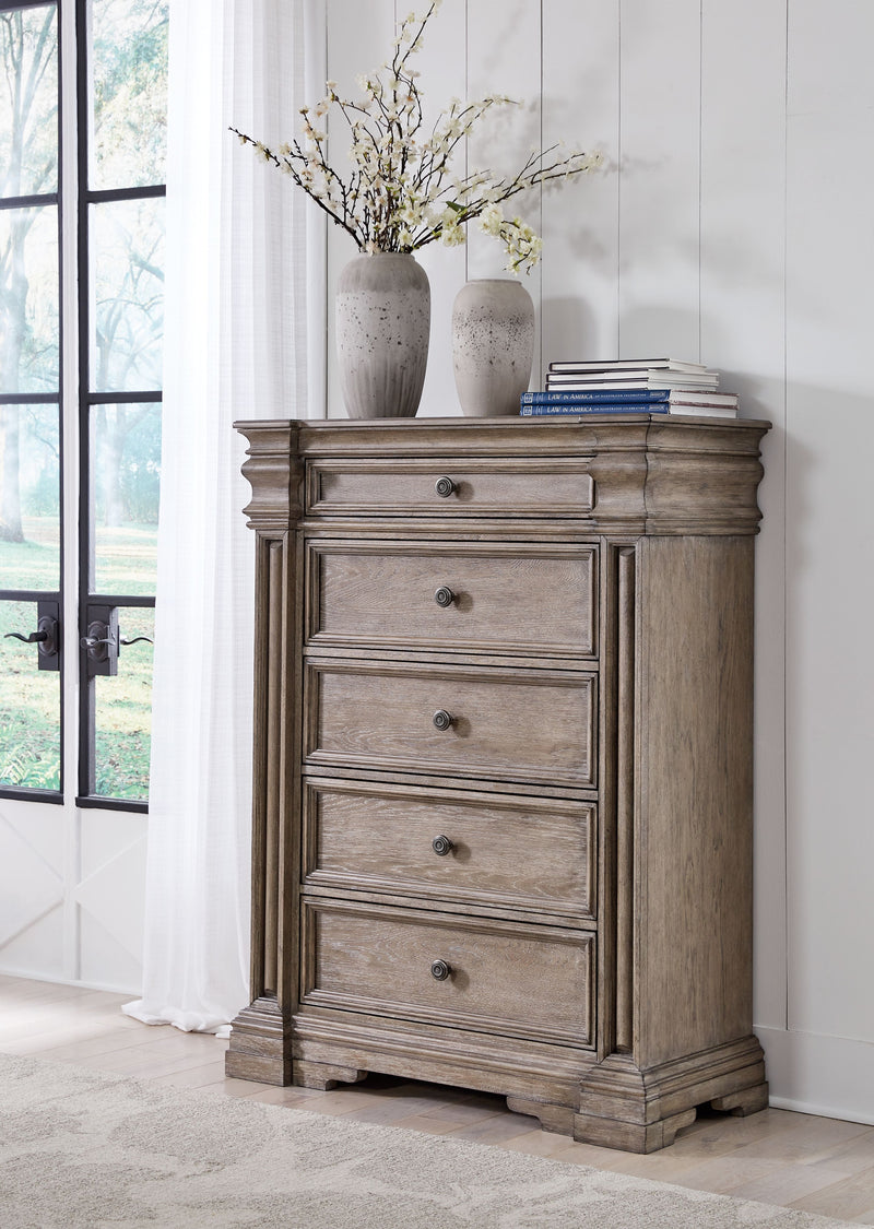 Blairhurst - Light Grayish Brown - Five Drawer Chest - JaxCo Furniture