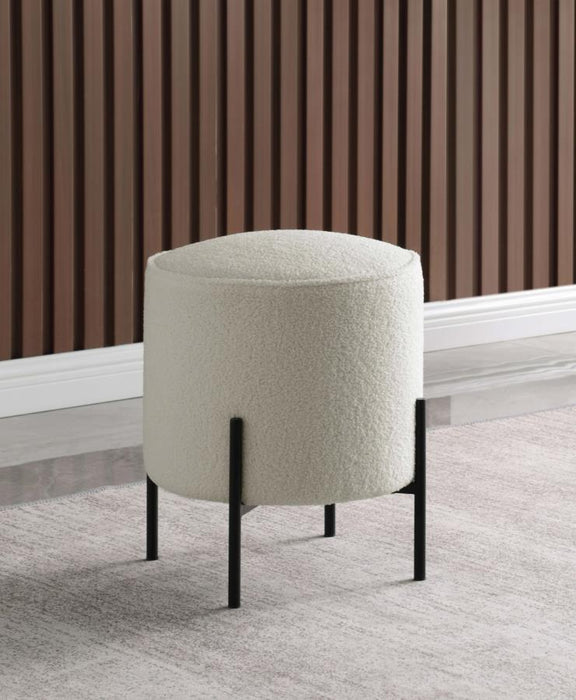 Basye - Round Upholstered Ottoman - Ivory - JaxCo Furniture