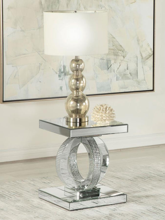 Breena - Rectangular Mirrored Acrylic End Table - Silver - JaxCo Furniture