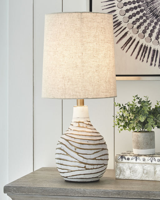 Aleela - White / Gold Finish - Metal Table Lamp - JaxCo Furniture