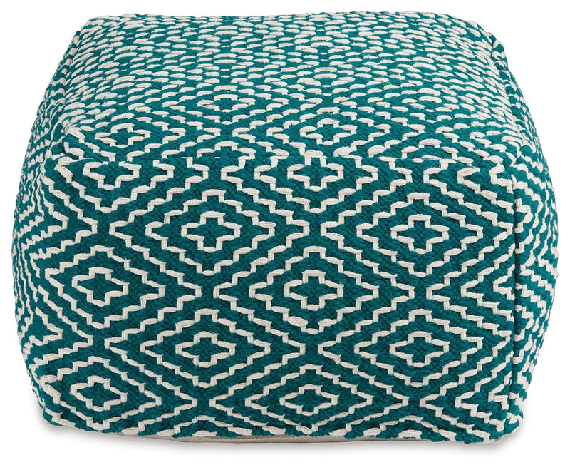 Brynnsen - Pouf - JaxCo Furniture