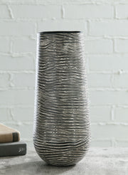Fynn - Vase - JaxCo Furniture