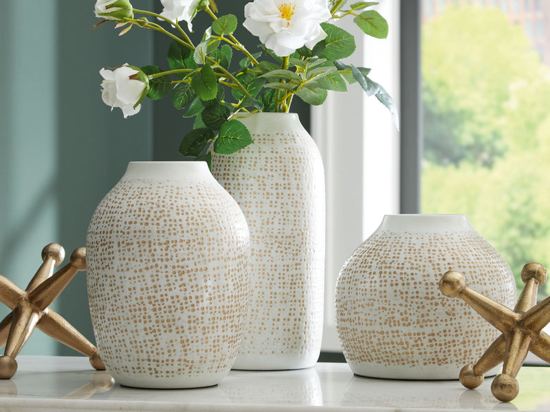 Vinburn - Accessory Set (Set of 5) - JaxCo Furniture