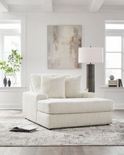 Lindyn - Chaise - JaxCo Furniture