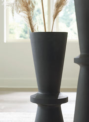 Collisten - Vase - JaxCo Furniture