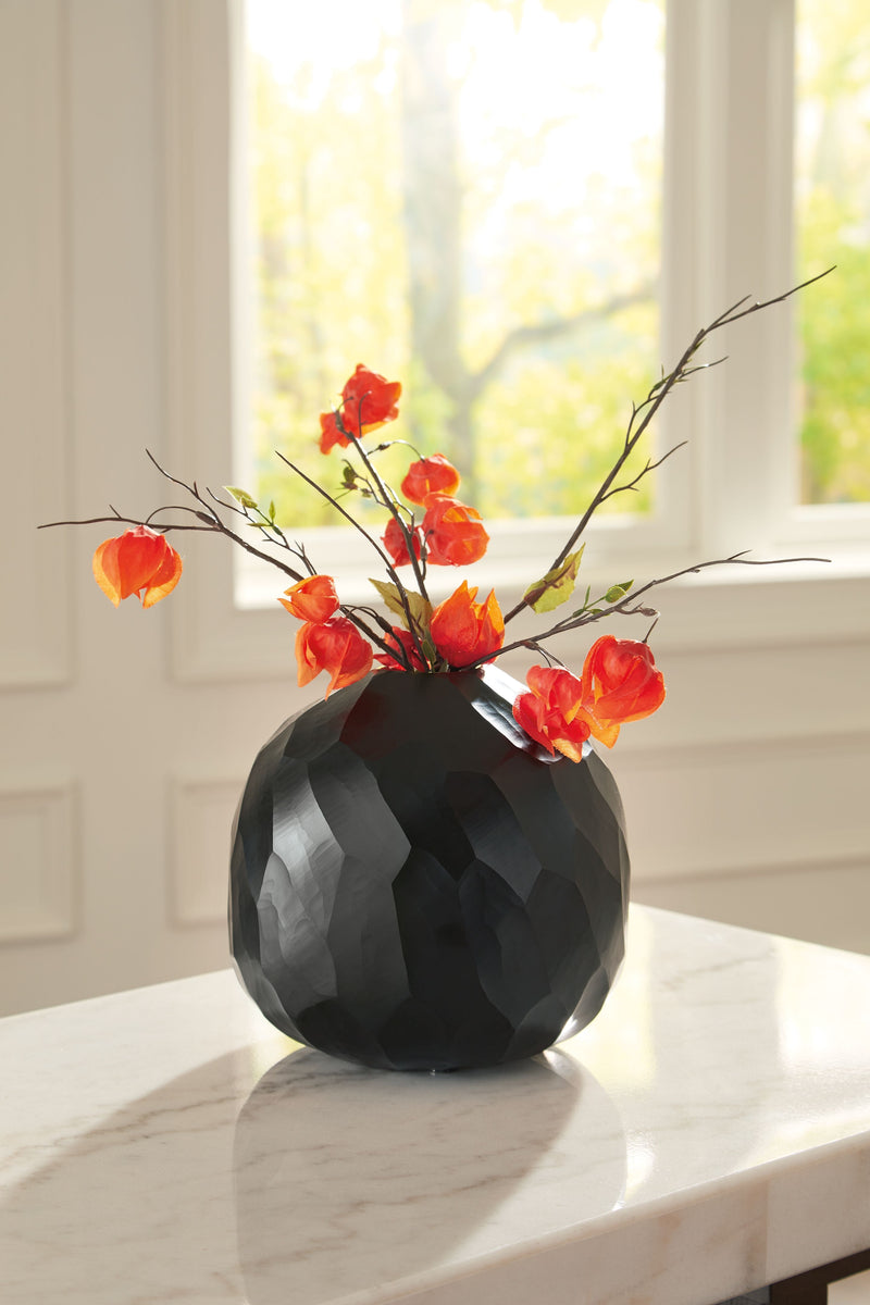 Ryanford - Vase - JaxCo Furniture