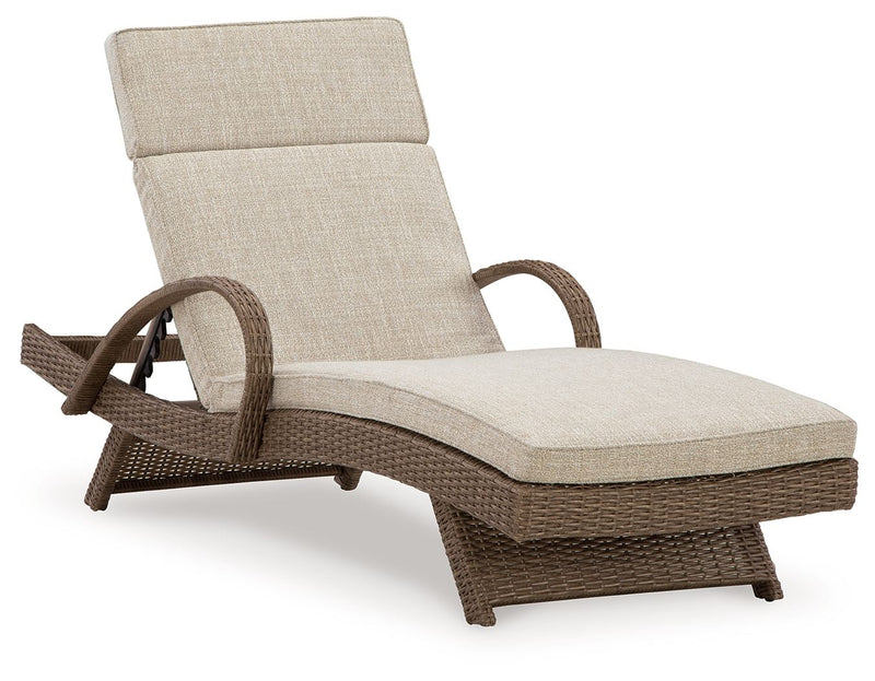 Beachcroft - Beige - Chaise Lounge With Cushion - JaxCo Furniture