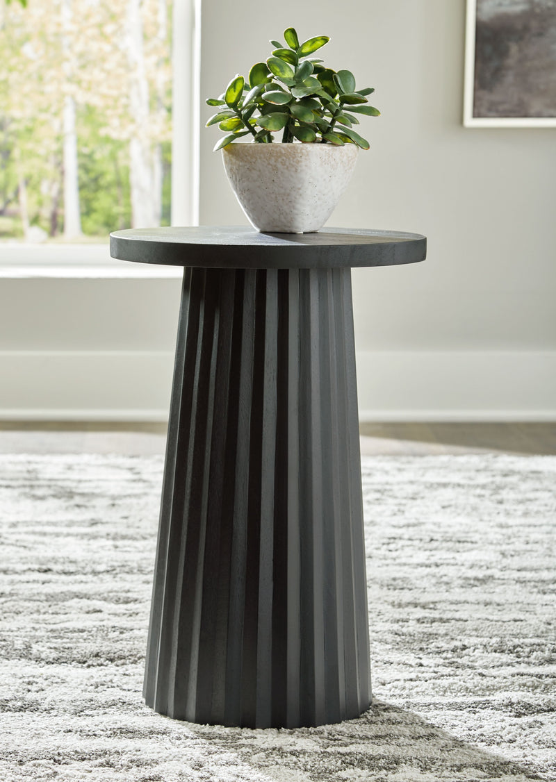 Ceilby - Accent Table - JaxCo Furniture