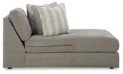 Avaliyah - Sectional - JaxCo Furniture