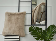 Gariland - Faux Fur Pillow - JaxCo Furniture