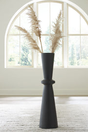 Collisten - Vase - JaxCo Furniture