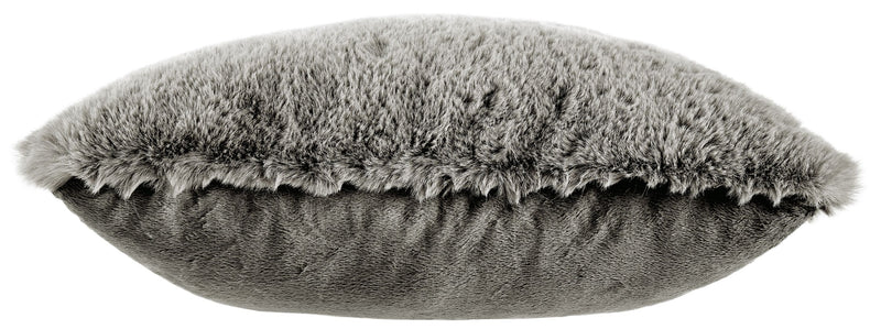Gariland - Faux Fur Pillow - JaxCo Furniture