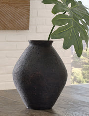 Hannela - Vase - JaxCo Furniture