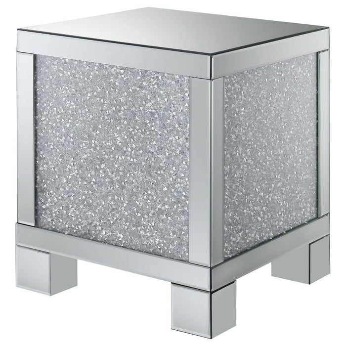 Gillian - Rectangular Mirrored Acrylic Side End Table - Silver - JaxCo Furniture