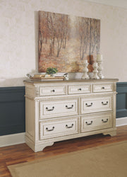 Realyn - Panel Bedroom Set - JaxCo Furniture