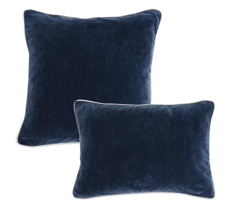 Heirloom Velvet - SLD Pillow - JaxCo Furniture