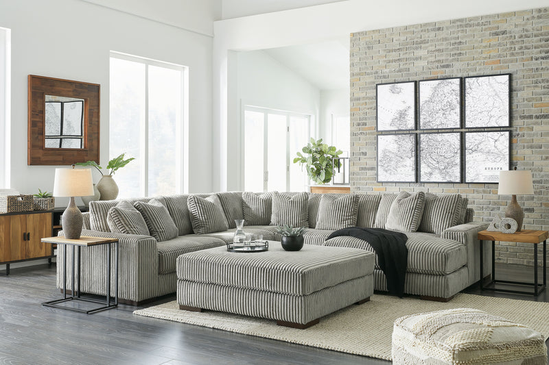 Lindyn - Sectional - JaxCo Furniture