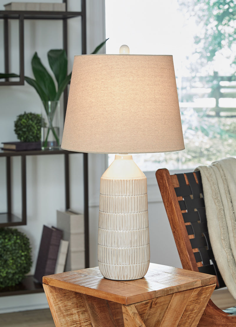 Willport - Off White - Ceramic Table Lamp (Set of 2) - JaxCo Furniture